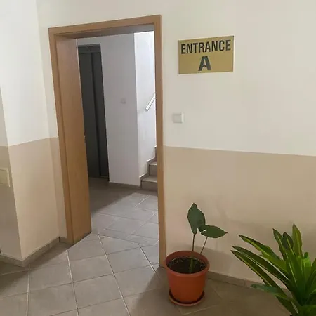 Dadi Oazis アパート