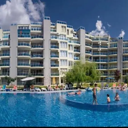 Dadi Oazis アパート *